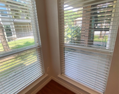 10616 Mellow Meadows Dr Mdws - Photo Thumbnail 30