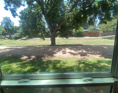 10616 Mellow Meadows Dr Mdws - Photo Thumbnail 36
