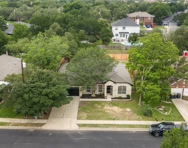 412 Tamara Dr - Photo Thumbnail 2