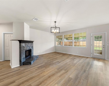 412 Tamara Dr - Photo Thumbnail 15