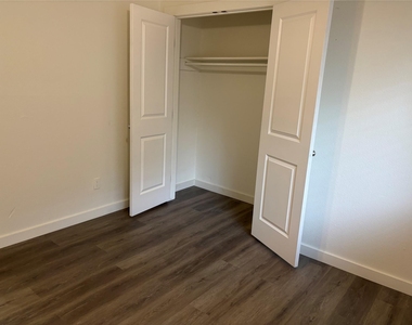 11913 Rennalee Loop - Photo Thumbnail 26