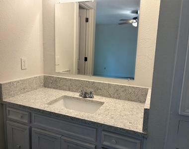 11913 Rennalee Loop - Photo Thumbnail 18