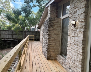 11913 Rennalee Loop - Photo Thumbnail 31