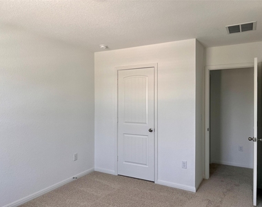 220 Saide St - Photo Thumbnail 16