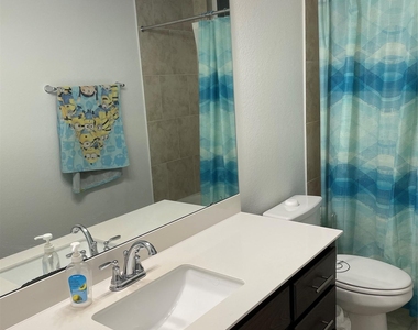 18001 Dufour Dr - Photo Thumbnail 13