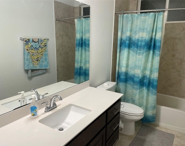 18001 Dufour Dr - Photo Thumbnail 14