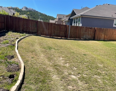 18001 Dufour Dr - Photo Thumbnail 19