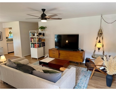 700 Nelray Blvd - Photo Thumbnail 11
