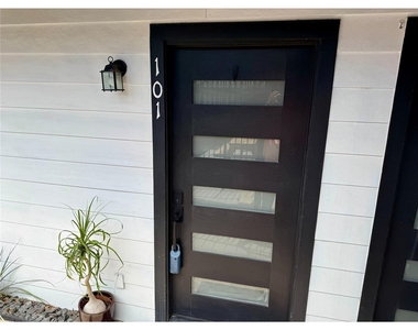 700 Nelray Blvd - Photo Thumbnail 8
