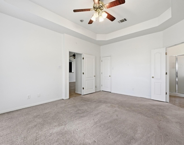 1665 Amberwood Loop - Photo Thumbnail 20