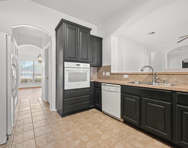 1665 Amberwood Loop - Photo Thumbnail 16
