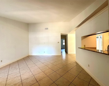 4510 Brown Bark Pl - Photo Thumbnail 2