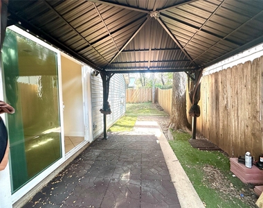 4510 Brown Bark Pl - Photo Thumbnail 13