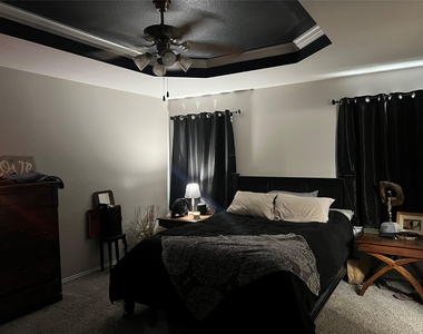 318 Belinda Ct - Photo Thumbnail 7