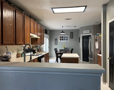 318 Belinda Ct - Photo Thumbnail 1