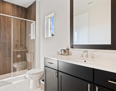 1411 Town Creek Dr - Photo Thumbnail 33