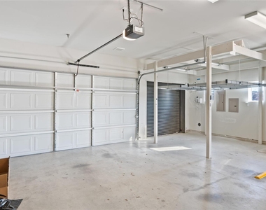 1411 Town Creek Dr - Photo Thumbnail 5