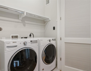 1411 Town Creek Dr - Photo Thumbnail 20
