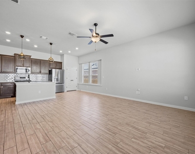 12900 Bloomington Dr - Photo Thumbnail 11
