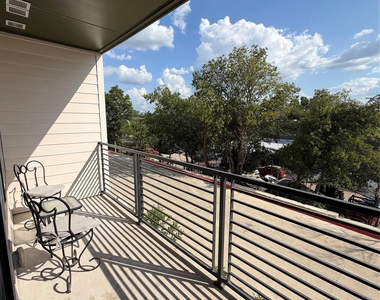 4802 S Congress Ave - Photo Thumbnail 11