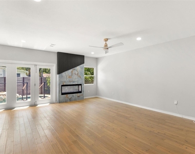 1007 Payne Ave - Photo Thumbnail 17