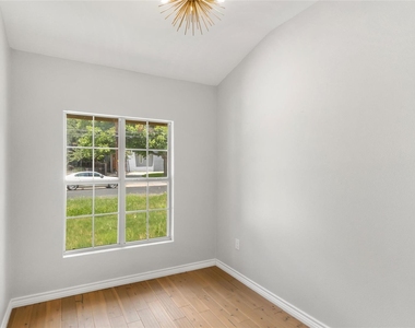 1007 Payne Ave - Photo Thumbnail 10