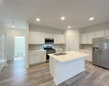 2316 Clemence Ln - Photo Thumbnail 5