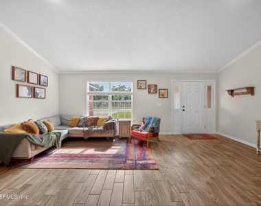 940 State Road 13 N - Photo Thumbnail 7
