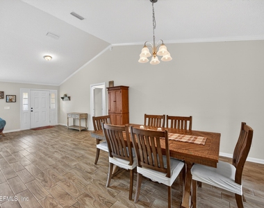 940 State Road 13 N - Photo Thumbnail 13