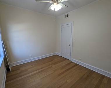 3533 W Fullerton Avenue - Photo Thumbnail 16