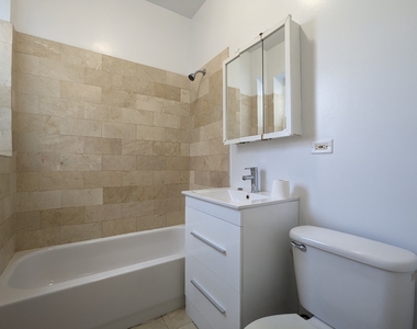 3533 W Fullerton Avenue - Photo Thumbnail 13