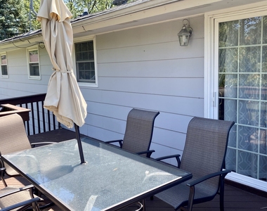716 Kemah Lane - Photo Thumbnail 15
