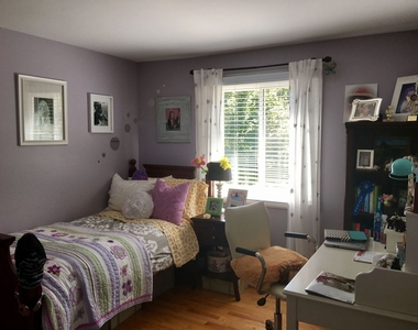 716 Kemah Lane - Photo Thumbnail 9
