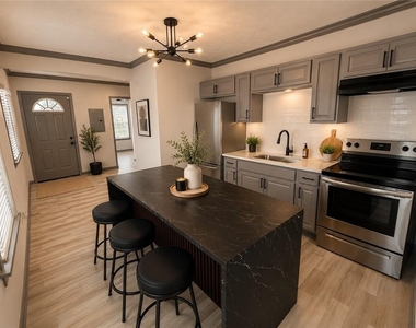 2110 Newnan Street - Photo Thumbnail 1