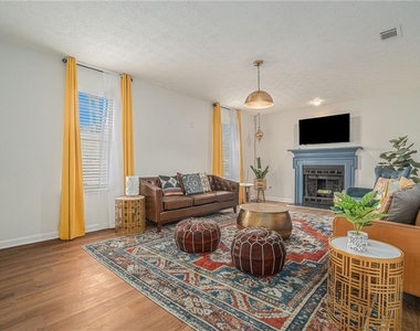 2645 Ashley Downs Lane - Photo Thumbnail 5