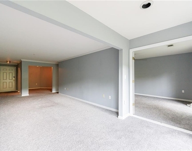 27306 Plantation Drive Ne - Photo Thumbnail 5