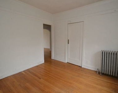 5021 N Winchester Avenue - Photo Thumbnail 5