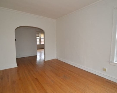 5021 N Winchester Avenue - Photo Thumbnail 12