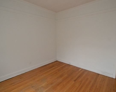5021 N Winchester Avenue - Photo Thumbnail 6