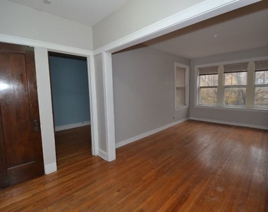 5021 N Winchester Avenue - Photo Thumbnail 8