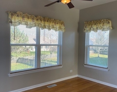 1670 Highmeadow Lane - Photo Thumbnail 10