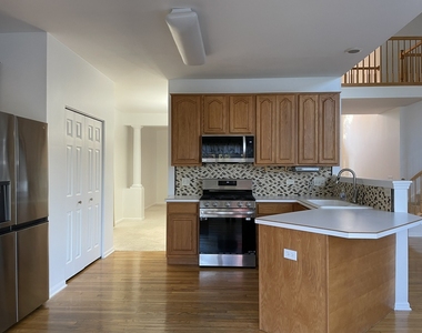 1670 Highmeadow Lane - Photo Thumbnail 5