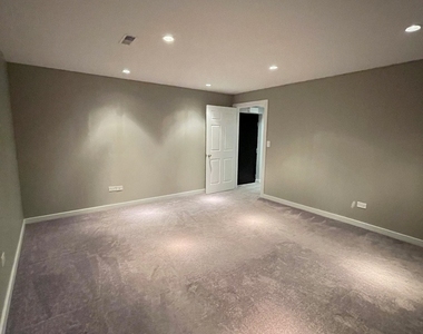 1451 N Ashland Avenue - Photo Thumbnail 23