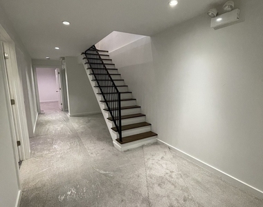 1451 N Ashland Avenue - Photo Thumbnail 15