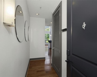 747 Ralph Mcgill Boulevard Ne - Photo Thumbnail 1
