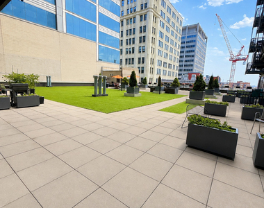 565 W Quincy Street - Photo Thumbnail 24