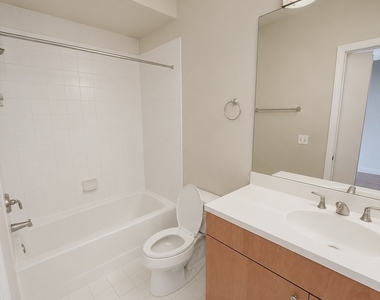 565 W Quincy Street - Photo Thumbnail 13