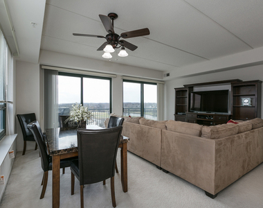 6420 Double Eagle Drive - Photo Thumbnail 3