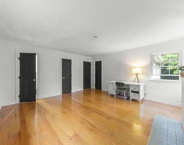 828 E 14th Street - Photo Thumbnail 20