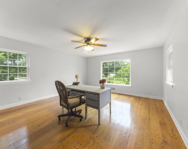 828 E 14th Street - Photo Thumbnail 22